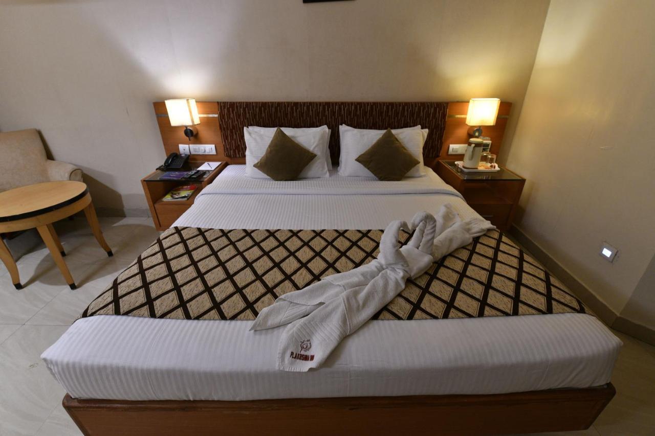 Pla Krishna Inn Tiruchirappalli Dış mekan fotoğraf