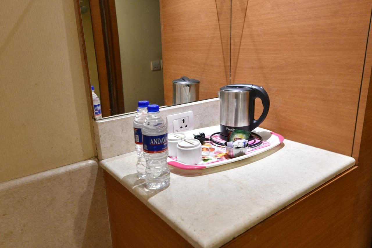 Pla Krishna Inn Tiruchirappalli Dış mekan fotoğraf
