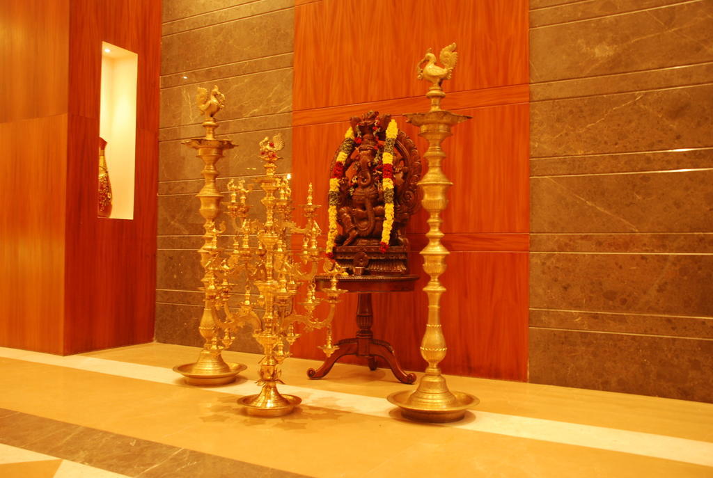 Pla Krishna Inn Tiruchirappalli Dış mekan fotoğraf